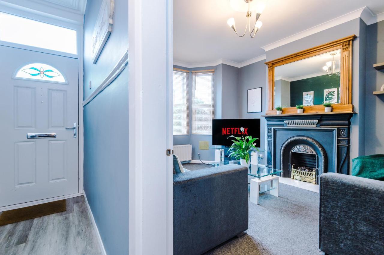 Spacious Modern Chester Home - Great Location Luaran gambar